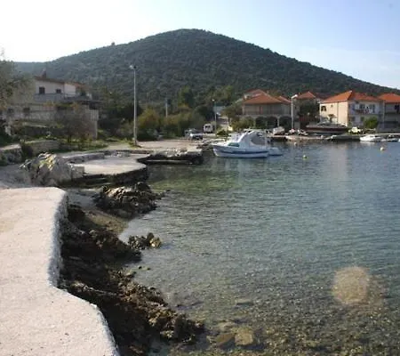 Διαμέρισμα Ivan Orlic *