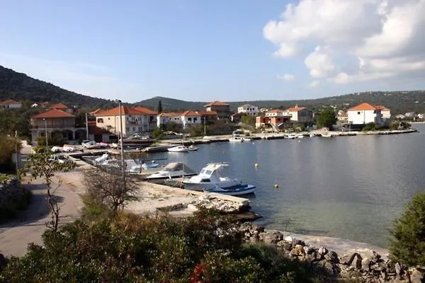 Ivan Orlic Apartman *